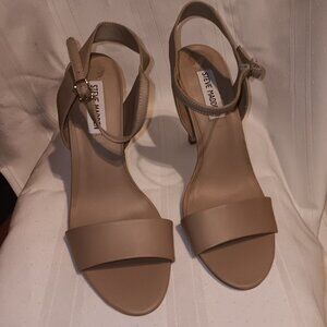 Steve Madden Heals
